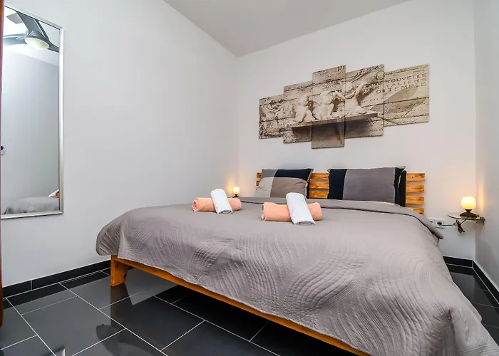 Cicko Apartman Trogir